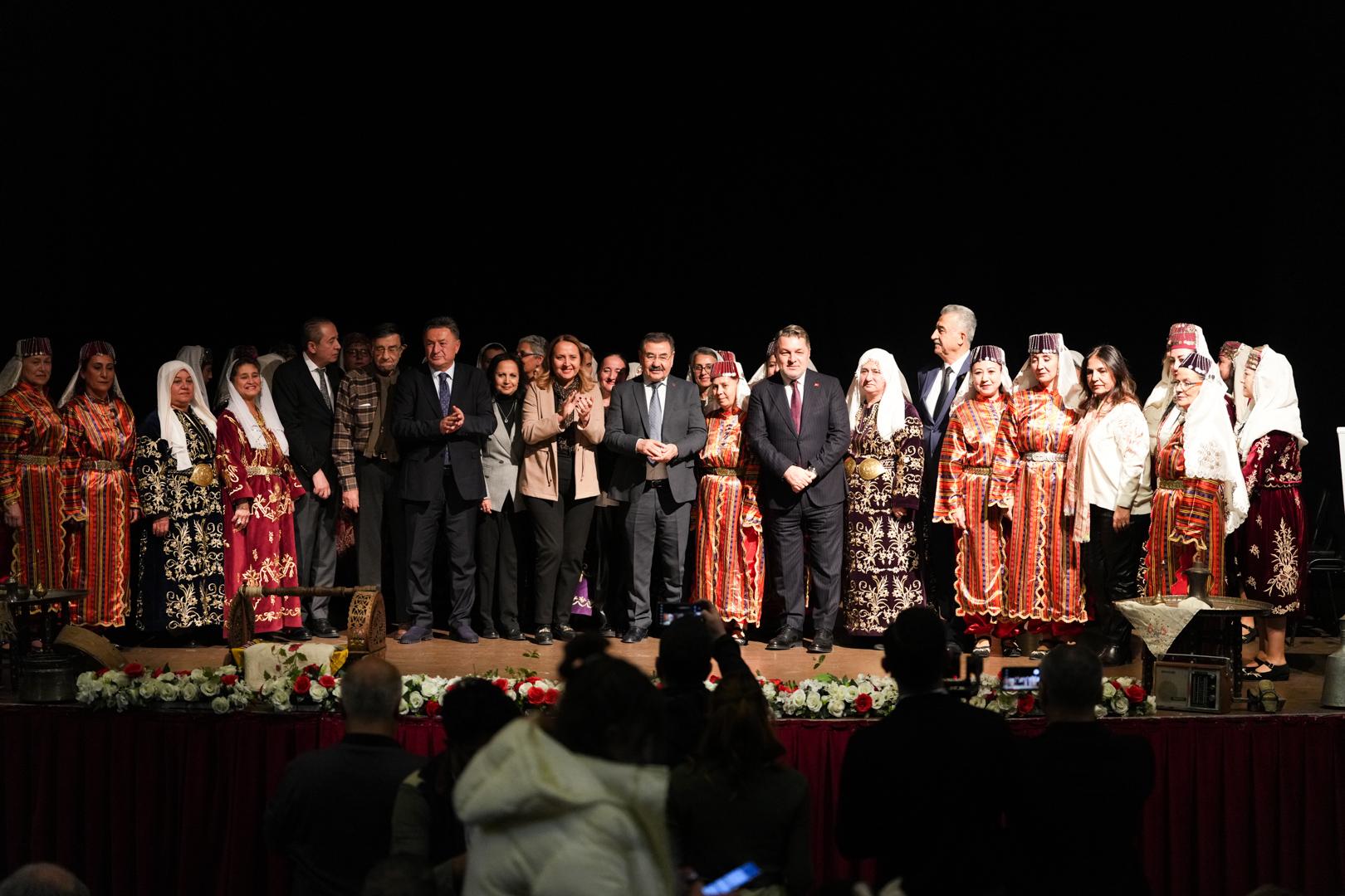 GÖLBAŞI'NDA BACIERENLER UNUTULMAZ BİR GECE YAŞATTI