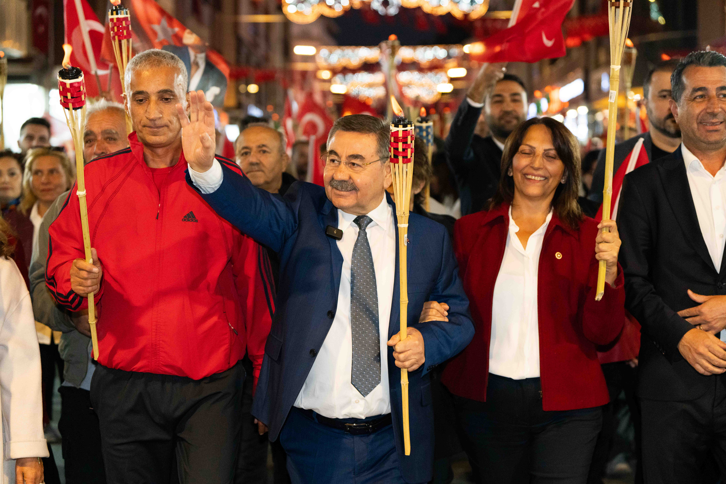 CUMHURİYET BAYRAMI’NDA GÖLBAŞI TEK YÜREK OLDU