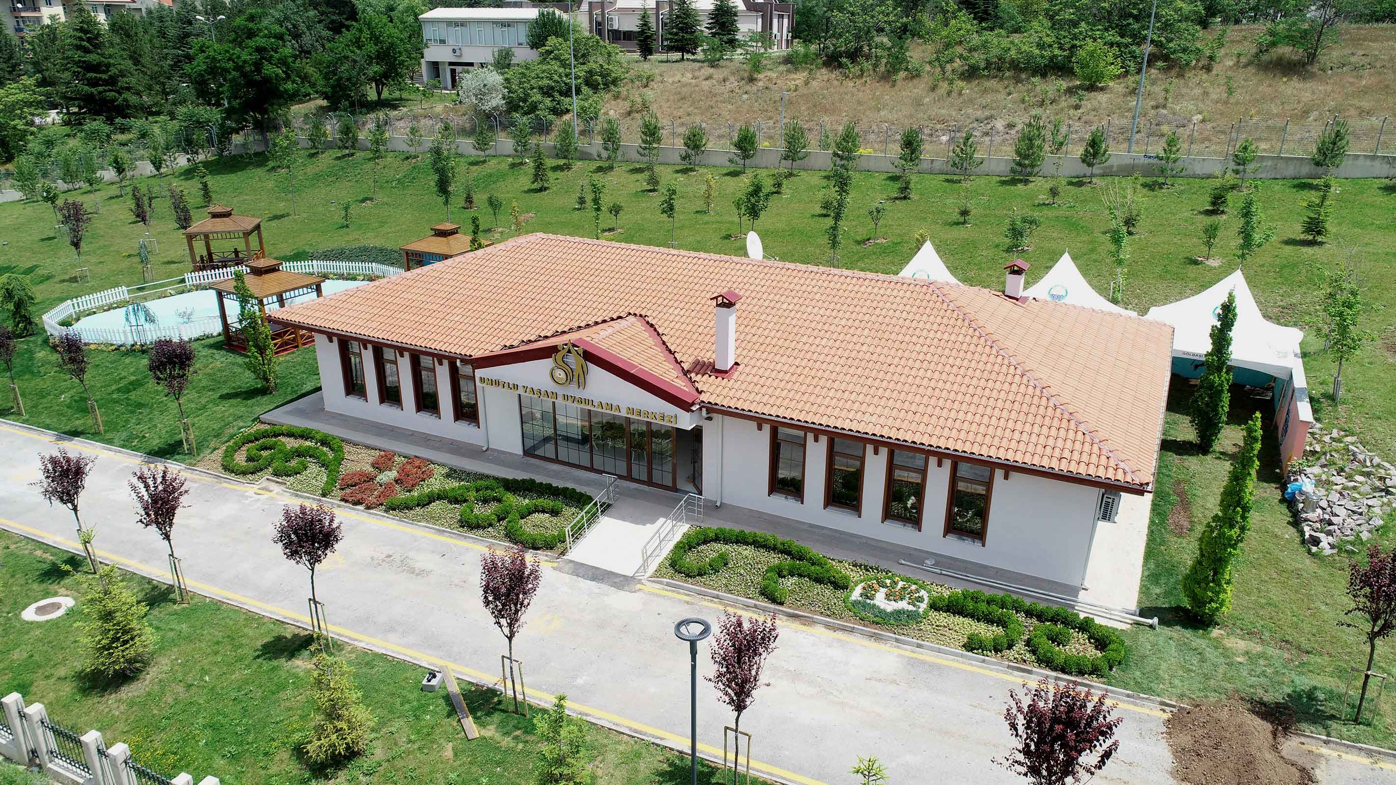 Umutlu Yaşam Uygulama Merkezi Projesi